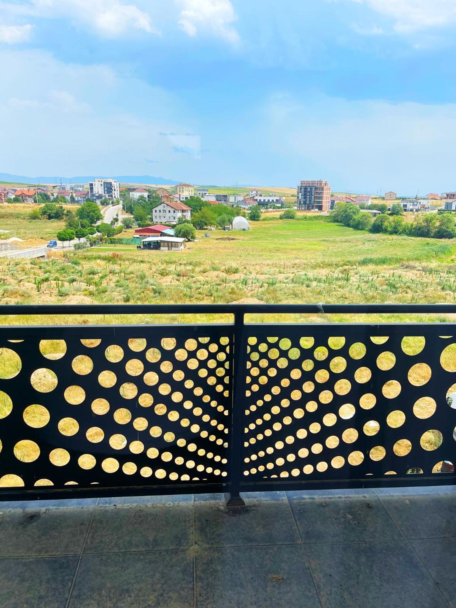 Infinity Plaza Hotel Gjakova Luaran gambar