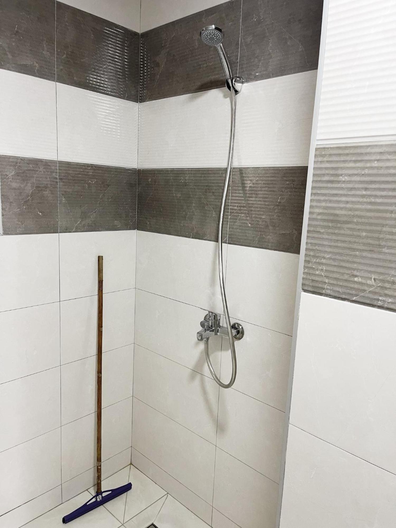 Infinity Plaza Hotel Gjakova Luaran gambar