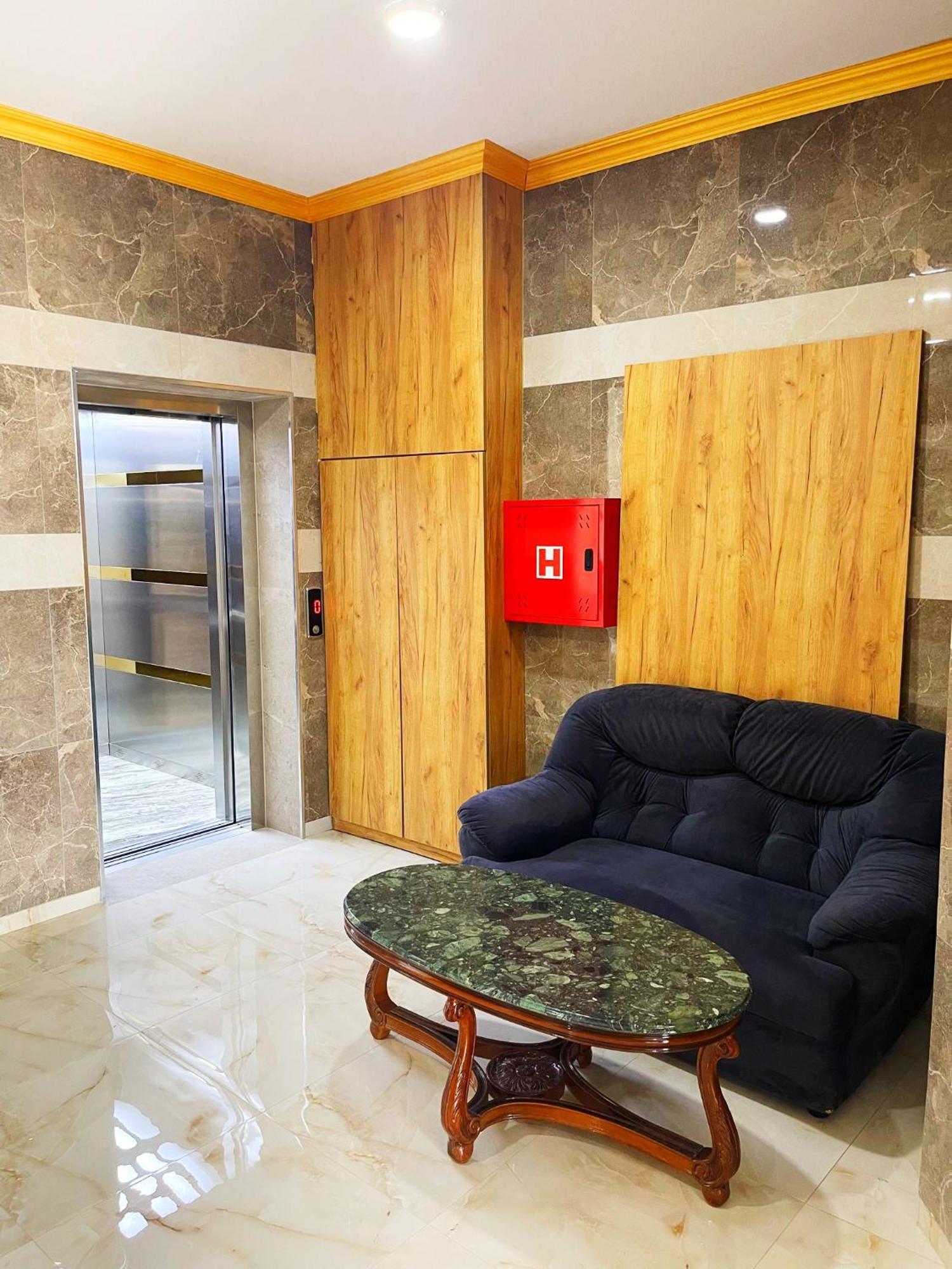 Infinity Plaza Hotel Gjakova Luaran gambar