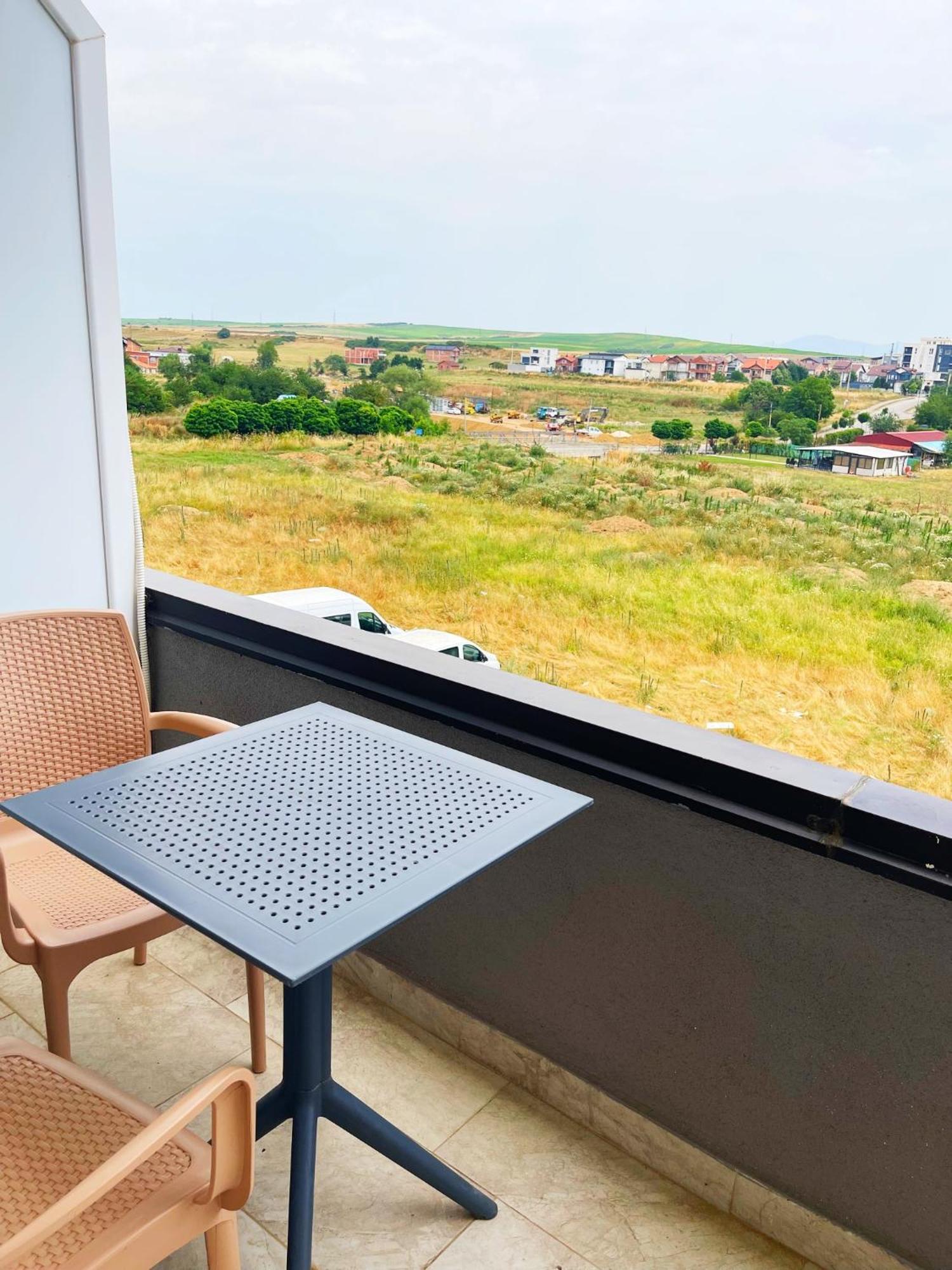 Infinity Plaza Hotel Gjakova Luaran gambar